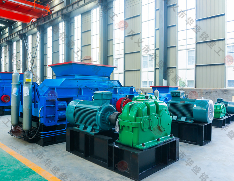 河卵石打成砂子的設(shè)備--大型全自動液壓對輥制砂機