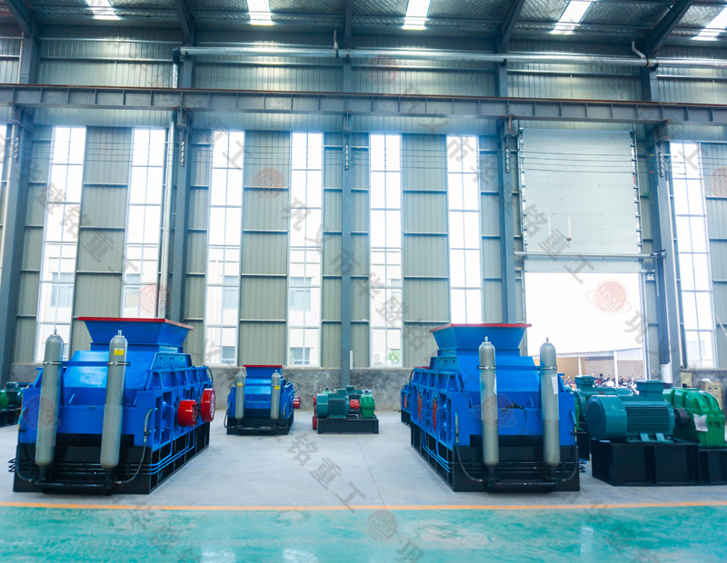 河石制砂機(jī)_砂石廠打沙機(jī)_哪種對(duì)輥制砂機(jī)好