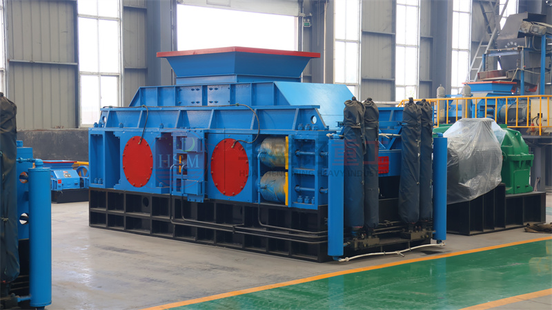 破碎鵝卵石的對輥破質(zhì)量如何？時(shí)產(chǎn)200噸輥式制砂機(jī)價(jià)格高嗎？